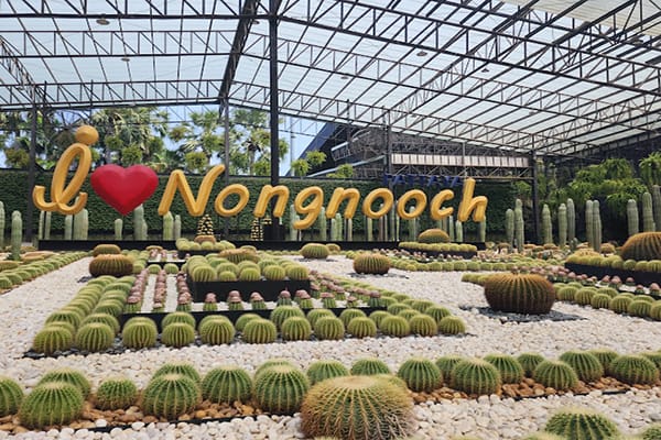 Vườn Hoa Nong Nooch - Thái Lan
